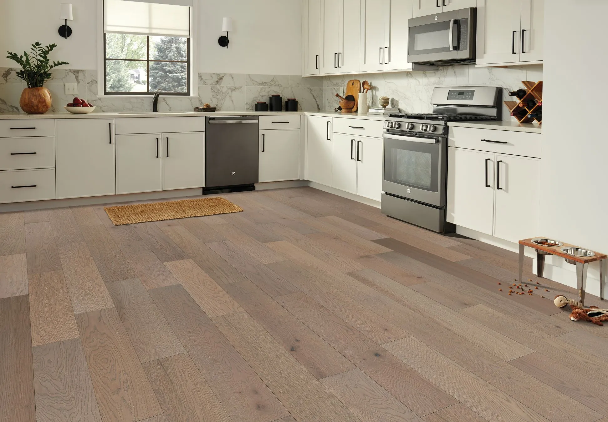 Kitchen with laminate flooring